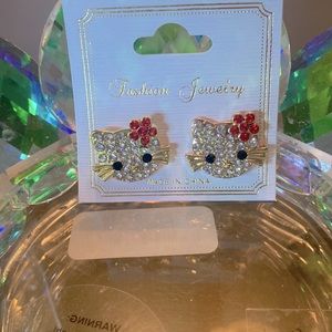 Chloe Accessory Gold Tone Hello Kitty Red  Accent Rhinestone Pierced Earring